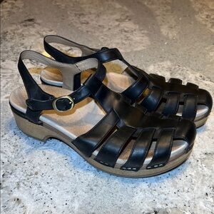 Dansko Black Leather Strappy Sandals Size EU37